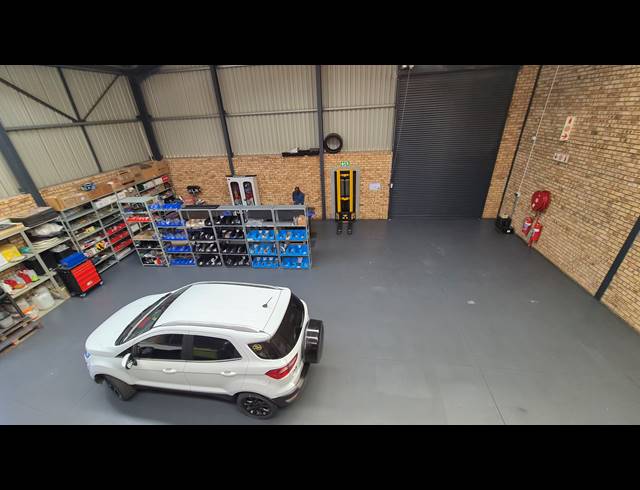 417M² WAREHOUSE TO LET IN BARTLETT